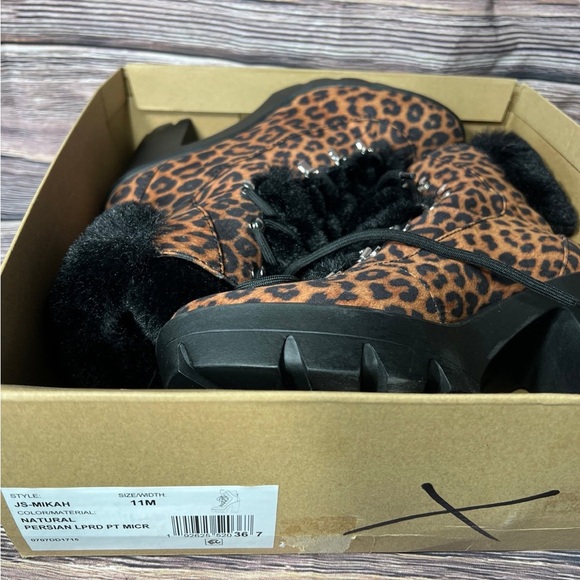 Jessica Simpson Mikah Faux-Fur Lining Combat Boot size 11 New with box no cover - Picture 12 of 12